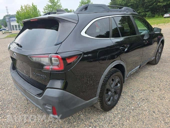 2020 Subaru Outback Onyx Edition XT - miniatura 3