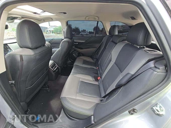 2020 Subaru Outback Onyx Edition XT – miniatura 10