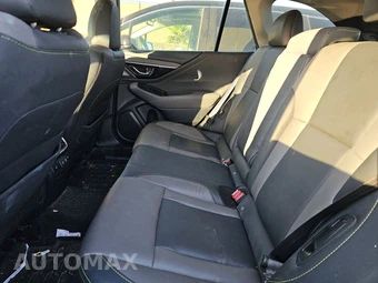 2020 Subaru Outback Onyx Edition XT – miniatura 13