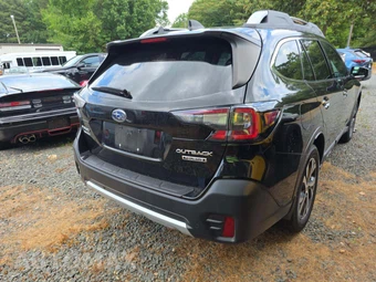 2020 Subaru Outback Touring - miniatura 3