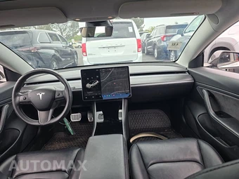 2020 Tesla Model 3 Long Range – miniatura 11