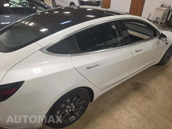 2020 Tesla Model 3 Long Range – miniatura 3