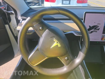 2020 Tesla Model 3 Long Range – miniatura 10