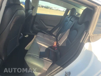 2020 Tesla Model 3 Long Range – miniatura 13
