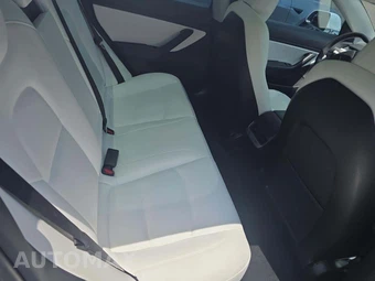 2020 Tesla Model 3 Long Range - miniatura 13