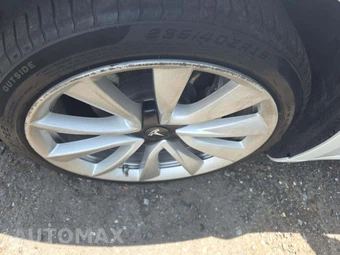 2020 Tesla Model 3 Long Range - miniatura 17