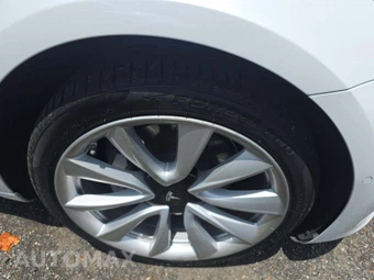 2020 Tesla Model 3 Long Range - miniatura 20
