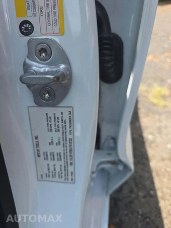 2020 Tesla Model 3 Long Range - miniatura 5