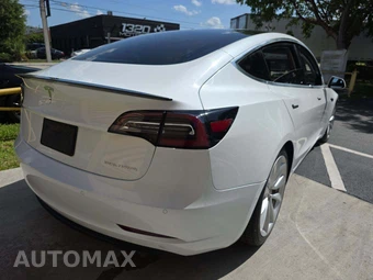 2020 Tesla Model 3 Long Range – miniatura 2