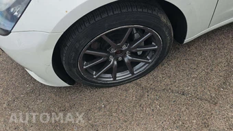 2020 Tesla Model 3 Long Range – miniatura 35