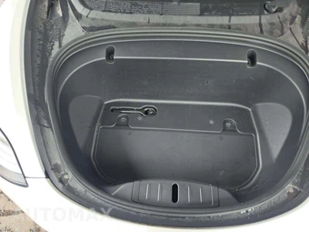 2020 Tesla Model 3 Long Range - miniatura 17