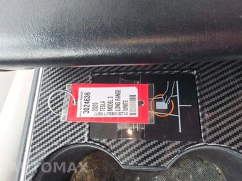 2020 Tesla Model 3 Long Range - miniatura 5