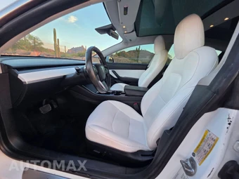 2020 Tesla Model 3 Long Range - miniatura 12