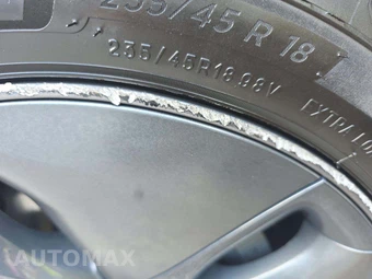2020 Tesla Model 3 Long Range - miniatura 21