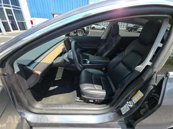 2020 Tesla Model 3 Long Range - miniatura 3
