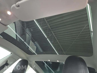 2020 Tesla Model 3 Long Range - miniatura 11