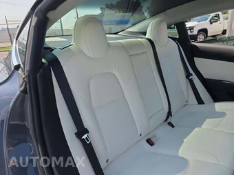 2020 Tesla Model 3 Performance - miniatura 17