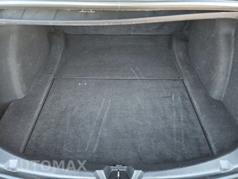 2020 Tesla Model 3 Standard Range – miniatura 16