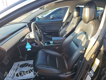 2020 Tesla Model 3 Standard Range – miniatura 7