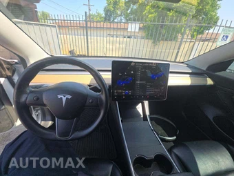 2020 Tesla Model 3 Standard Range – miniatura 10