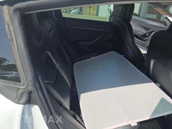 2020 Tesla Model 3 Standard Range – miniatura 17