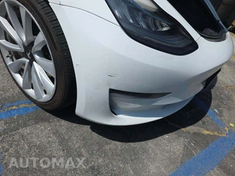 2020 Tesla Model 3 Standard Range – miniatura 25