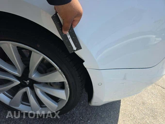 2020 Tesla Model 3 Standard Range – miniatura 28