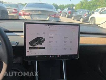 2020 Tesla Model 3 Standard Range – miniatura 12