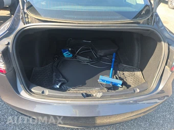 2020 Tesla Model 3 Standard Range – miniatura 16