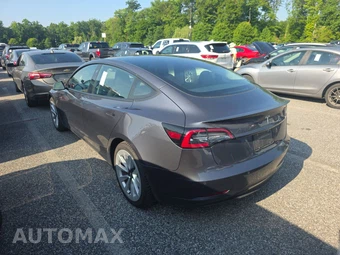 2020 Tesla Model 3 Standard Range – miniatura 6