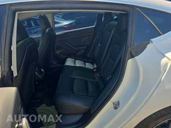 2020 Tesla Model 3 Standard Range - miniatura 13