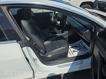 2020 Tesla Model 3 Standard Range - miniatura 8