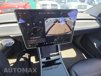 2020 Tesla Model 3 Standard Range Plus – miniatura 10