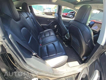 2020 Tesla Model 3 Standard Range Plus – miniatura 17