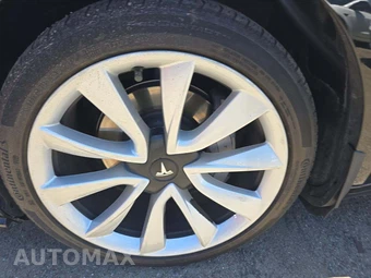 2020 Tesla Model 3 Standard Range Plus – miniatura 22