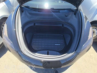 2020 Tesla Model 3 Standard Range Plus – miniatura 28