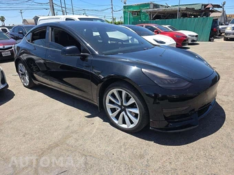 2020 Tesla Model 3 Standard Range Plus – miniatura 4