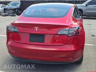 2020 Tesla Model 3 Standard Range Plus – miniatura 3