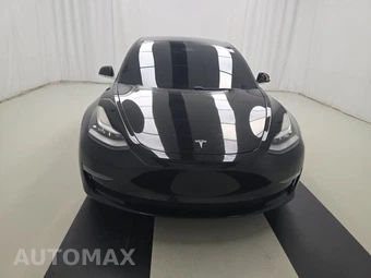 2020 Tesla Model 3 Standard Range Plus – miniatura 2