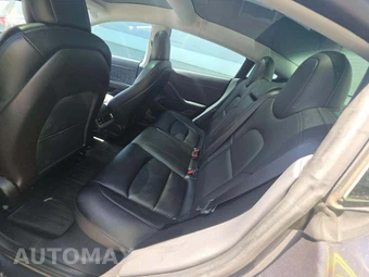 2020 Tesla Model 3 Standard Range Plus - miniatura 13