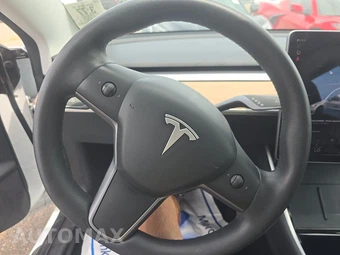 2020 Tesla Model 3 Standard Range Plus - miniatura 10