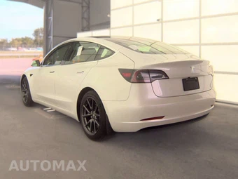 2020 Tesla Model 3 Standard Range Plus - miniatura 6