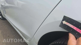 2020 Tesla Model 3 Standard Range Plus – miniatura 25