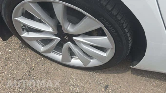 2020 Tesla Model 3 Standard Range Plus – miniatura 30