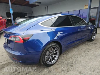 2020 Tesla Model 3 Standard Range Plus – miniatura 4