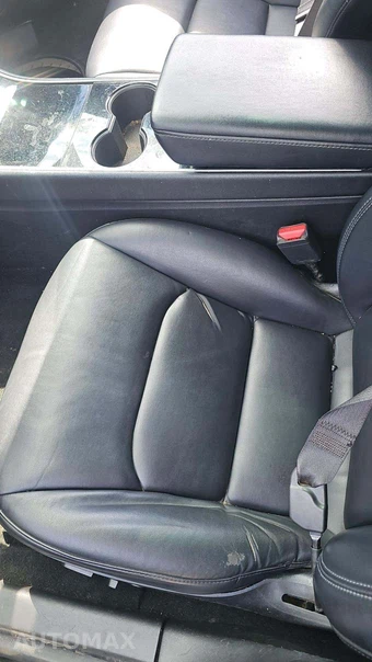 2020 Tesla Model 3 Standard Range Plus – miniatura 24