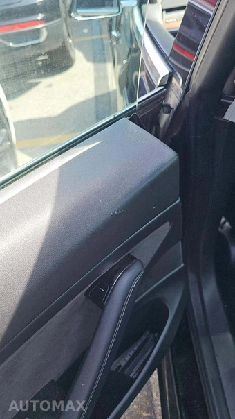 2020 Tesla Model 3 Standard Range Plus – miniatura 31