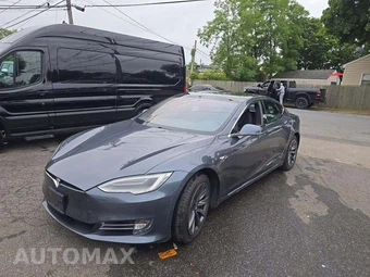 2020 Tesla Model S Long Range