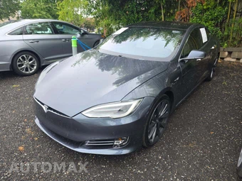 2020 Tesla Model S Long Range Plus