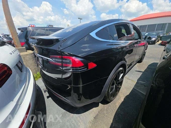 2020 Tesla Model X Long Range - miniatura 3